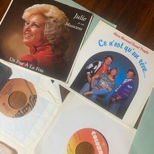 🔥WOW Bundle 109 45 rpm records🔥